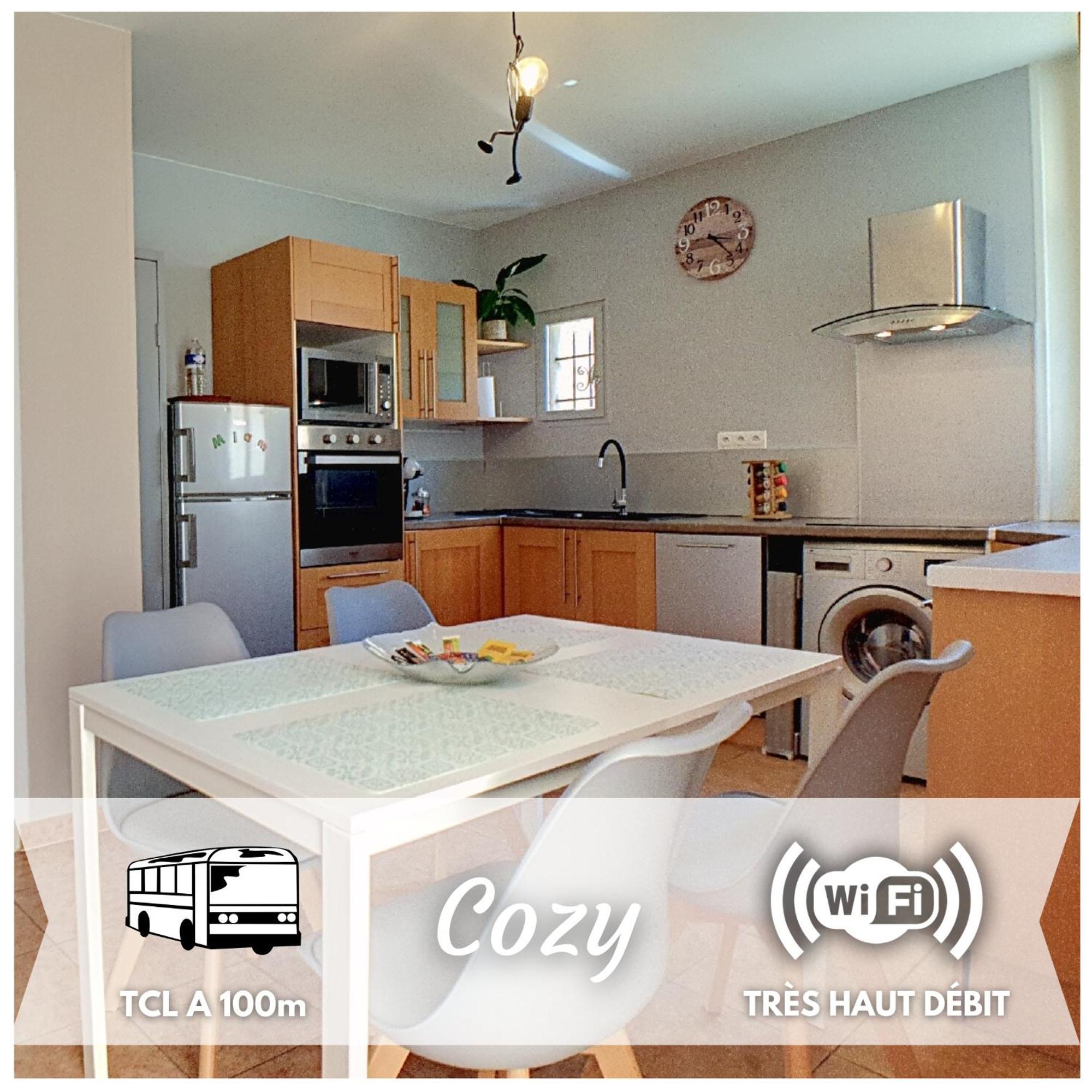 Stop Chez M Cozy # Qualite # Confort # Simplicite Pierre-Bénite Exteriér fotografie